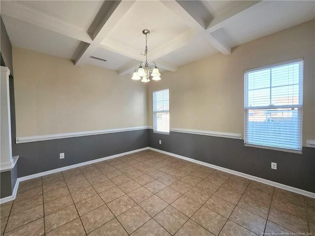 825 Running Horse Lane, Hope Mills, NC 28348