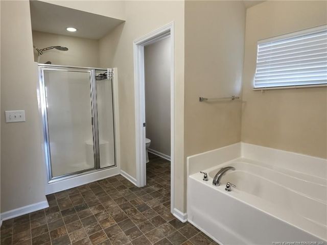 825 Running Horse Lane, Hope Mills, NC 28348