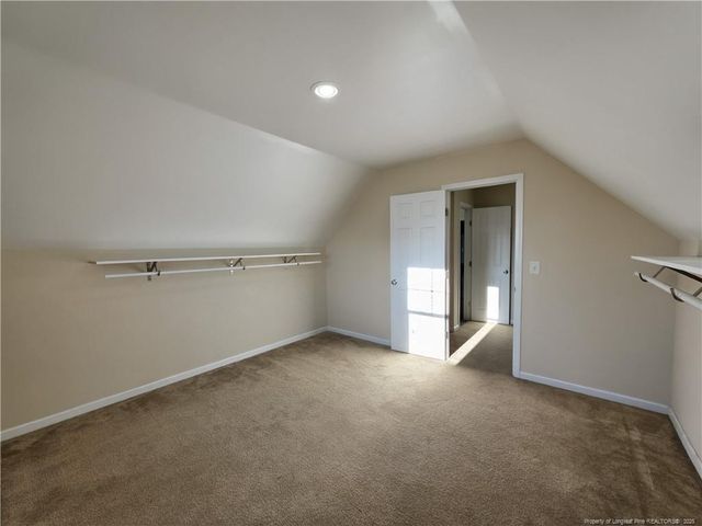 825 Running Horse Lane, Hope Mills, NC 28348