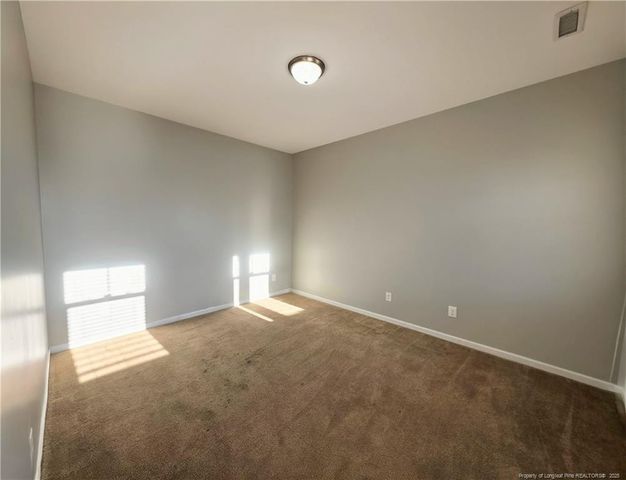 825 Running Horse Lane, Hope Mills, NC 28348