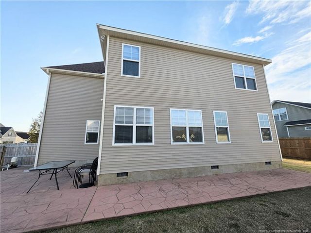 825 Running Horse Lane, Hope Mills, NC 28348