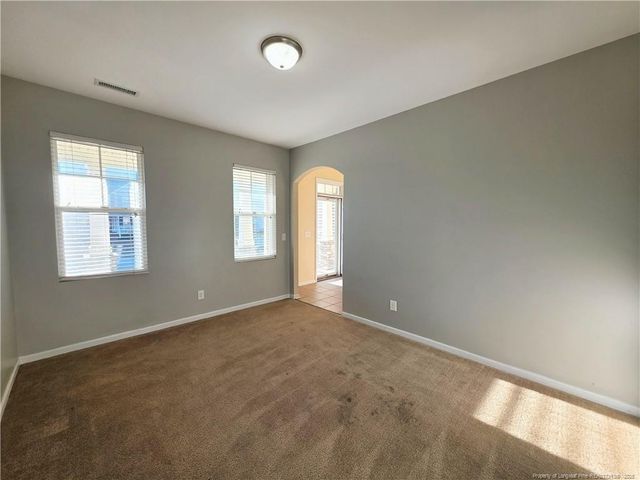 825 Running Horse Lane, Hope Mills, NC 28348