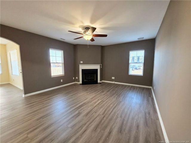 825 Running Horse Lane, Hope Mills, NC 28348