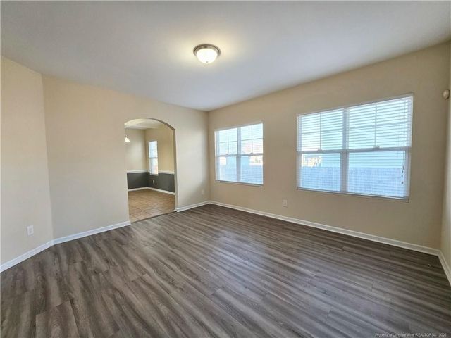 825 Running Horse Lane, Hope Mills, NC 28348