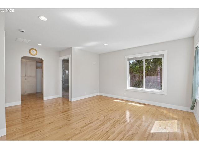8407 MT OLYMPUS Ave, Vancouver, WA 98664