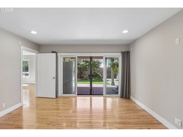 8407 MT OLYMPUS Ave, Vancouver, WA 98664