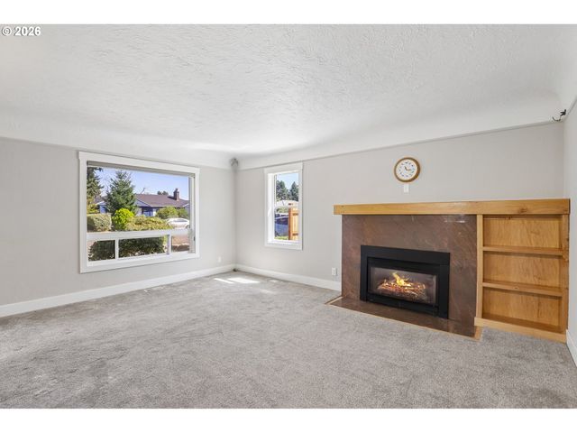 8407 MT OLYMPUS Ave, Vancouver, WA 98664