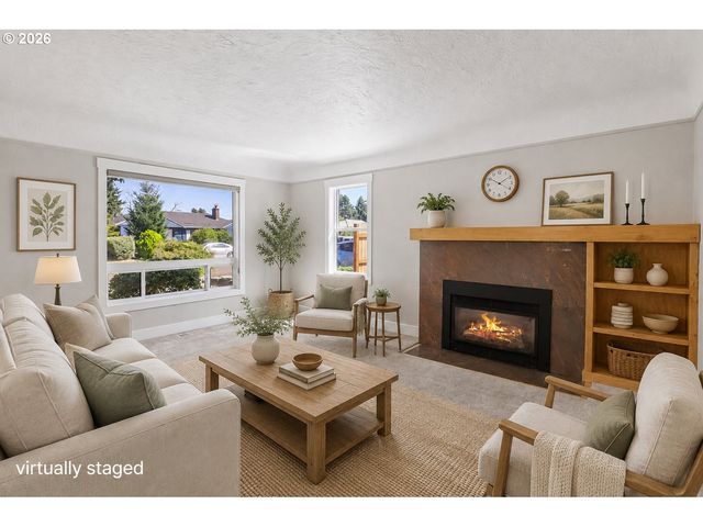 8407 MT OLYMPUS Ave, Vancouver, WA 98664