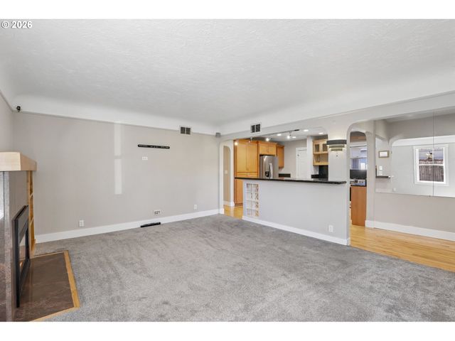 8407 MT OLYMPUS Ave, Vancouver, WA 98664
