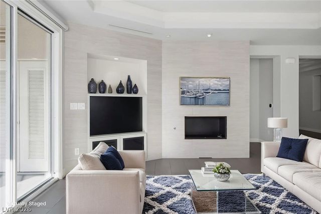 9224 Tesoras Drive 301, Las Vegas, NV 89144