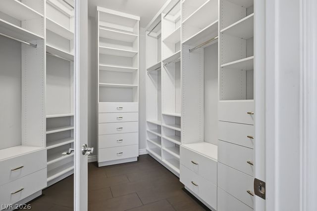 9224 Tesoras Drive 301, Las Vegas, NV 89144