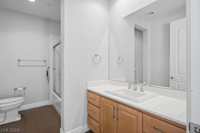 9224 Tesoras Drive 301, Las Vegas, NV 89144