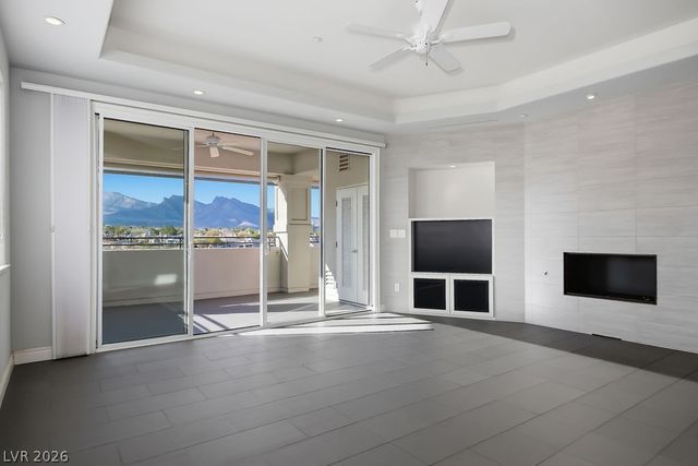 9224 Tesoras Drive 301, Las Vegas, NV 89144