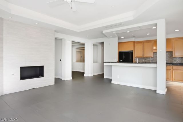 9224 Tesoras Drive 301, Las Vegas, NV 89144