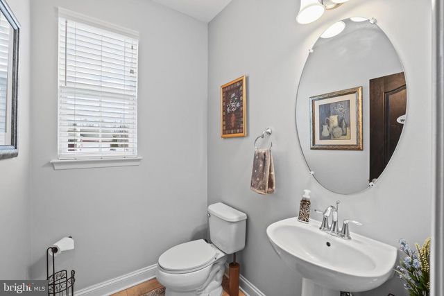 13426 EAGLES REST DR, Leesburg, VA 20176