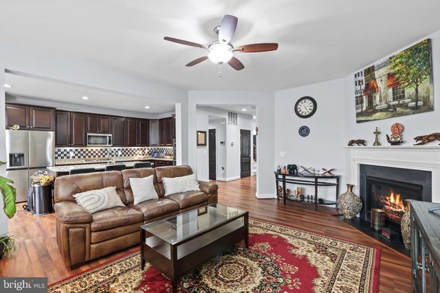 13426 EAGLES REST DR, Leesburg, VA 20176