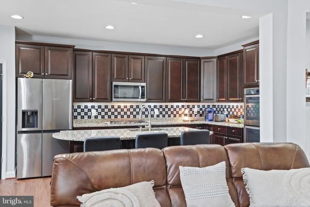 13426 EAGLES REST DR, Leesburg, VA 20176