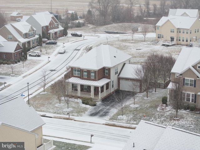 13426 EAGLES REST DR, Leesburg, VA 20176