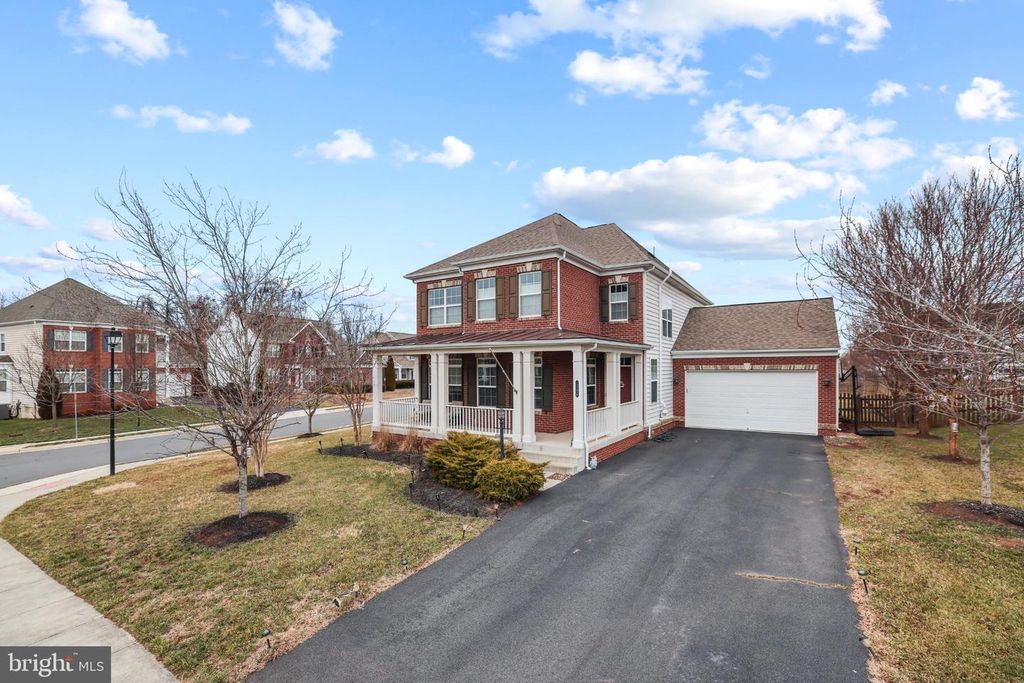 13426 EAGLES REST DR, Leesburg, VA 20176