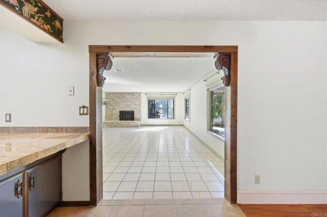 2807 S Grade Road, Alpine, CA 91901