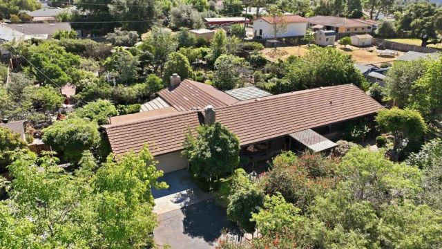 2807 S Grade Road, Alpine, CA 91901