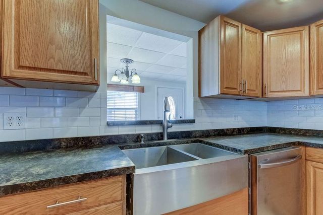 278 PELICAN DRIVE N, Oldsmar, FL 34677