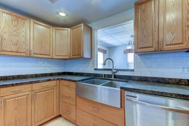 278 PELICAN DRIVE N, Oldsmar, FL 34677