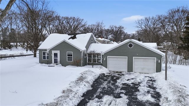 250 Norwood Circle, Webster, NY 14580