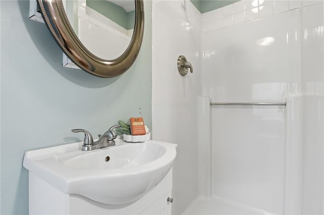 250 Norwood Circle, Webster, NY 14580