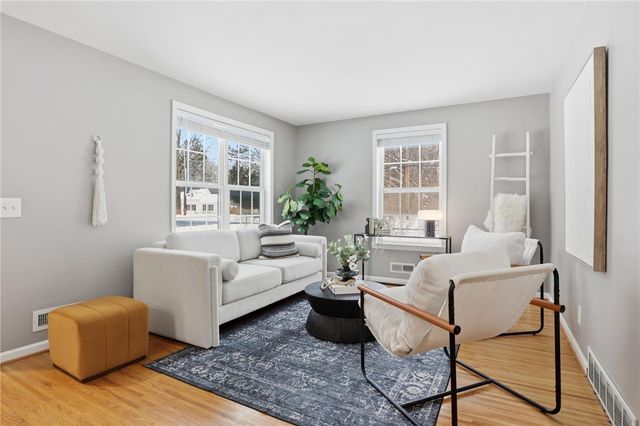 250 Norwood Circle, Webster, NY 14580