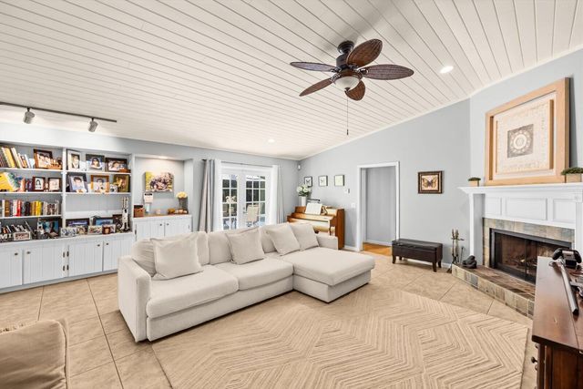 1918 SW Crane Creek Avenue, Palm City, FL 34990