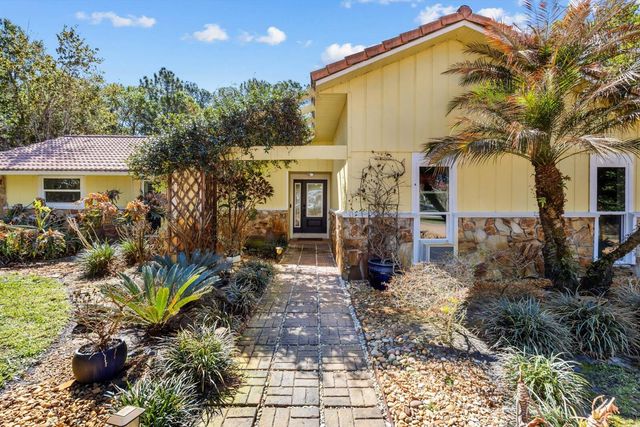 1918 SW Crane Creek Avenue, Palm City, FL 34990