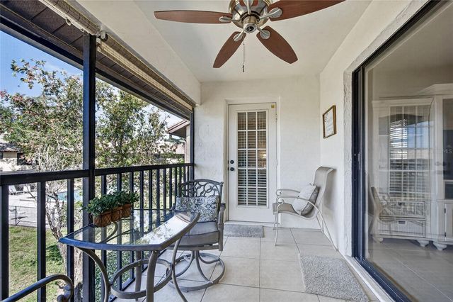 360 THREE LAKES LANE J, Venice, FL 34285