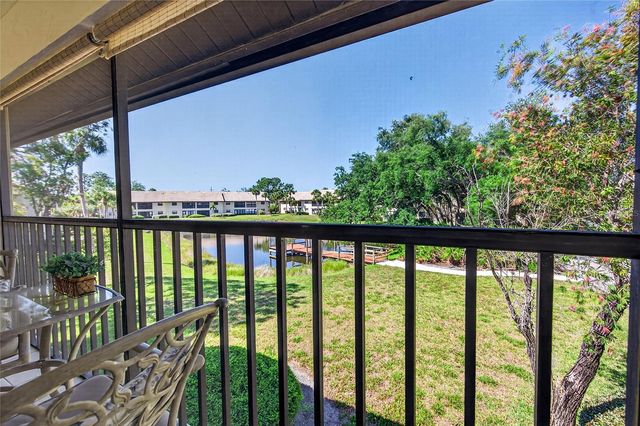 360 THREE LAKES LANE J, Venice, FL 34285