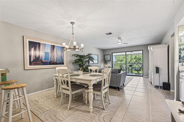 360 THREE LAKES LANE J, Venice, FL 34285