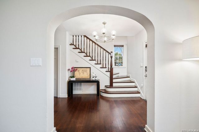 218 Mary Louise, San Antonio, TX 78201