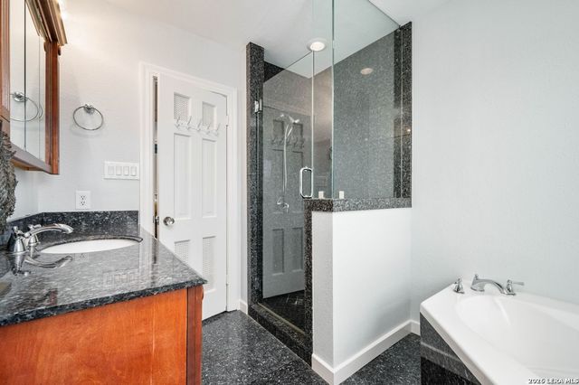 218 Mary Louise, San Antonio, TX 78201