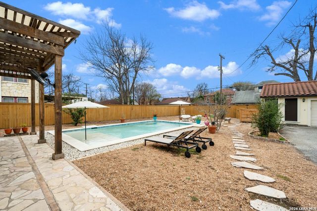 218 Mary Louise, San Antonio, TX 78201