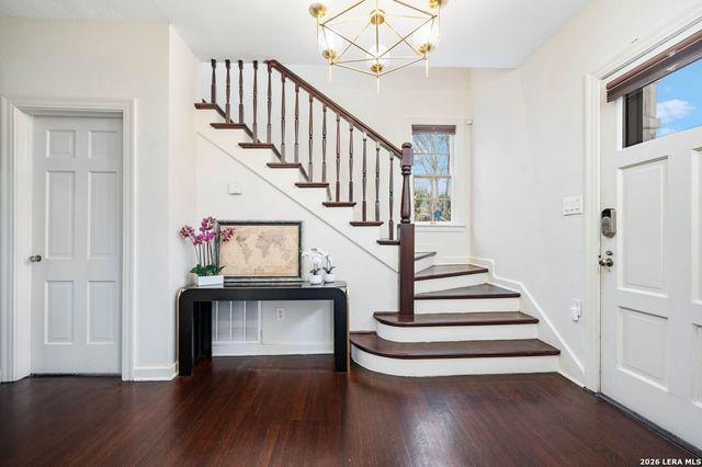 218 Mary Louise, San Antonio, TX 78201