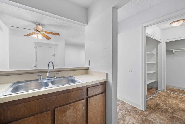 1349 Caminito Gabaldon G, San Diego, CA 92108