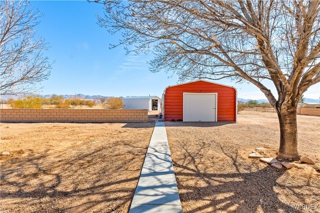 3710 N Horse Mesa Road, Golden Valley, AZ 86413