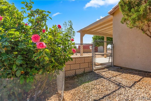 3710 N Horse Mesa Road, Golden Valley, AZ 86413