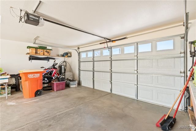 3710 N Horse Mesa Road, Golden Valley, AZ 86413