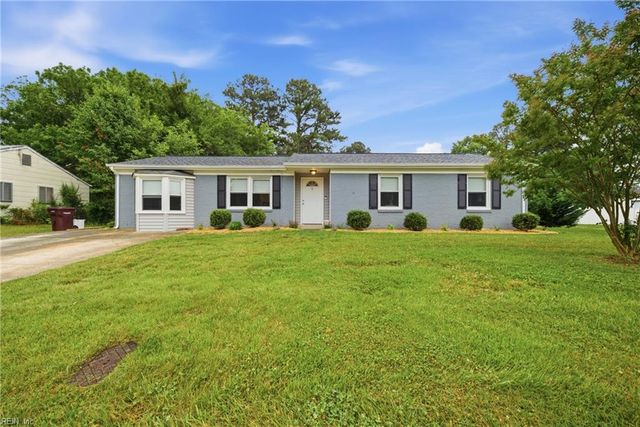 3136 Woodbaugh DR, Chesapeake, VA 23321
