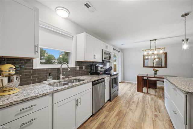 3136 Woodbaugh DR, Chesapeake, VA 23321
