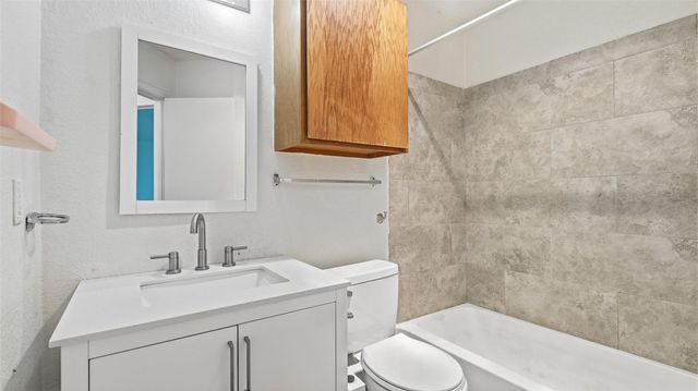 1124 Greenbriar LOOP, Round Rock, TX 78664