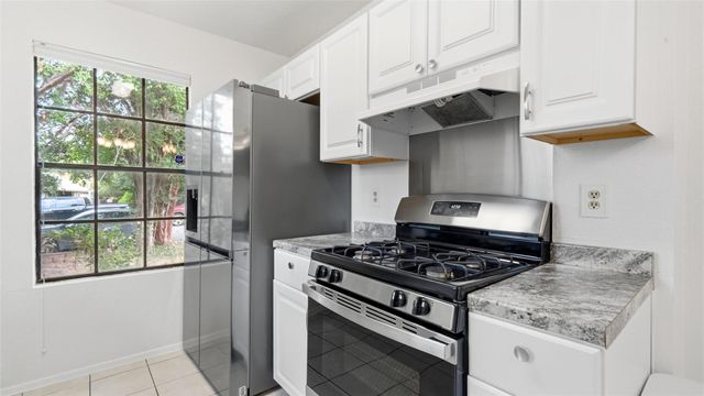 1124 Greenbriar LOOP, Round Rock, TX 78664