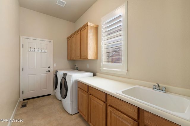 3502 Painted Vista Drive, Reno, NV 89511