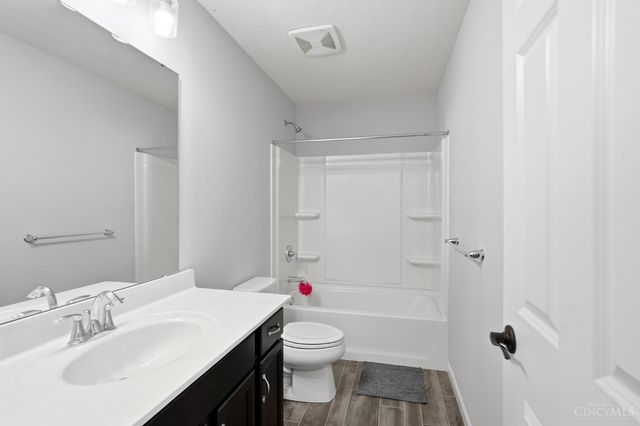 1190 Twin Gate Run, Batavia Twp, OH 45102