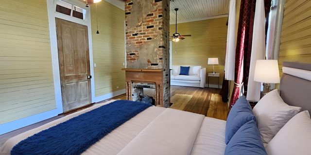 516 Iberville St, Donaldsonville, LA 70346